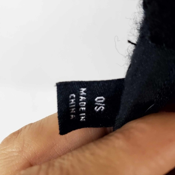 UGG Lambswool scarf Black unisex - Picture 7 of 9